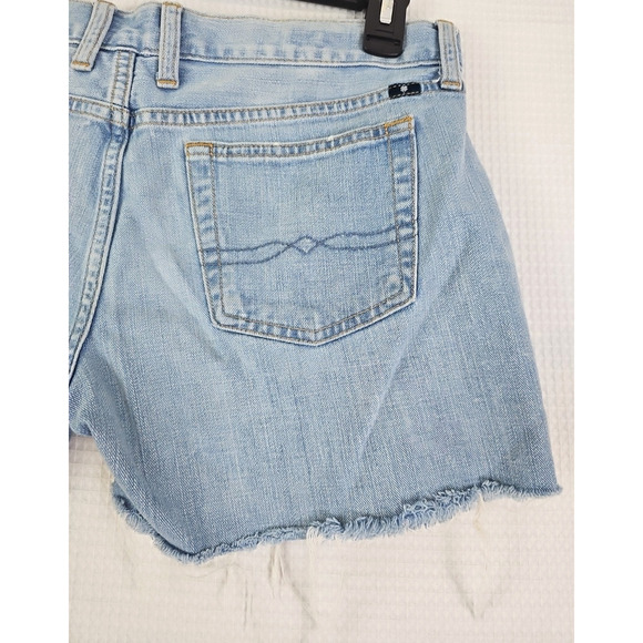 Lucky Brand ~Woman Size 6/28~ Blue Denim Laguna Short Distressed Shorts. - Picture 9 of 12